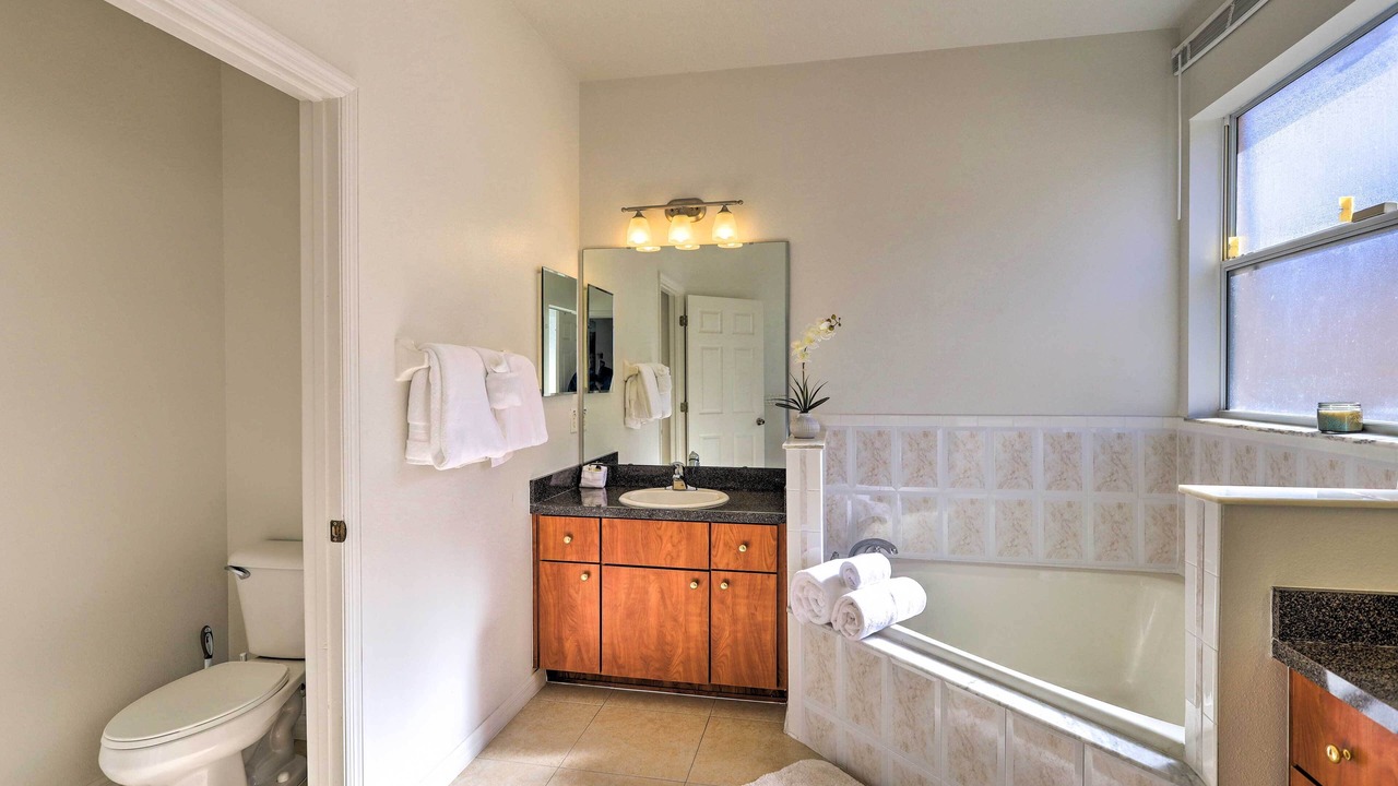 Photo of Bathroom in Crystal Cove