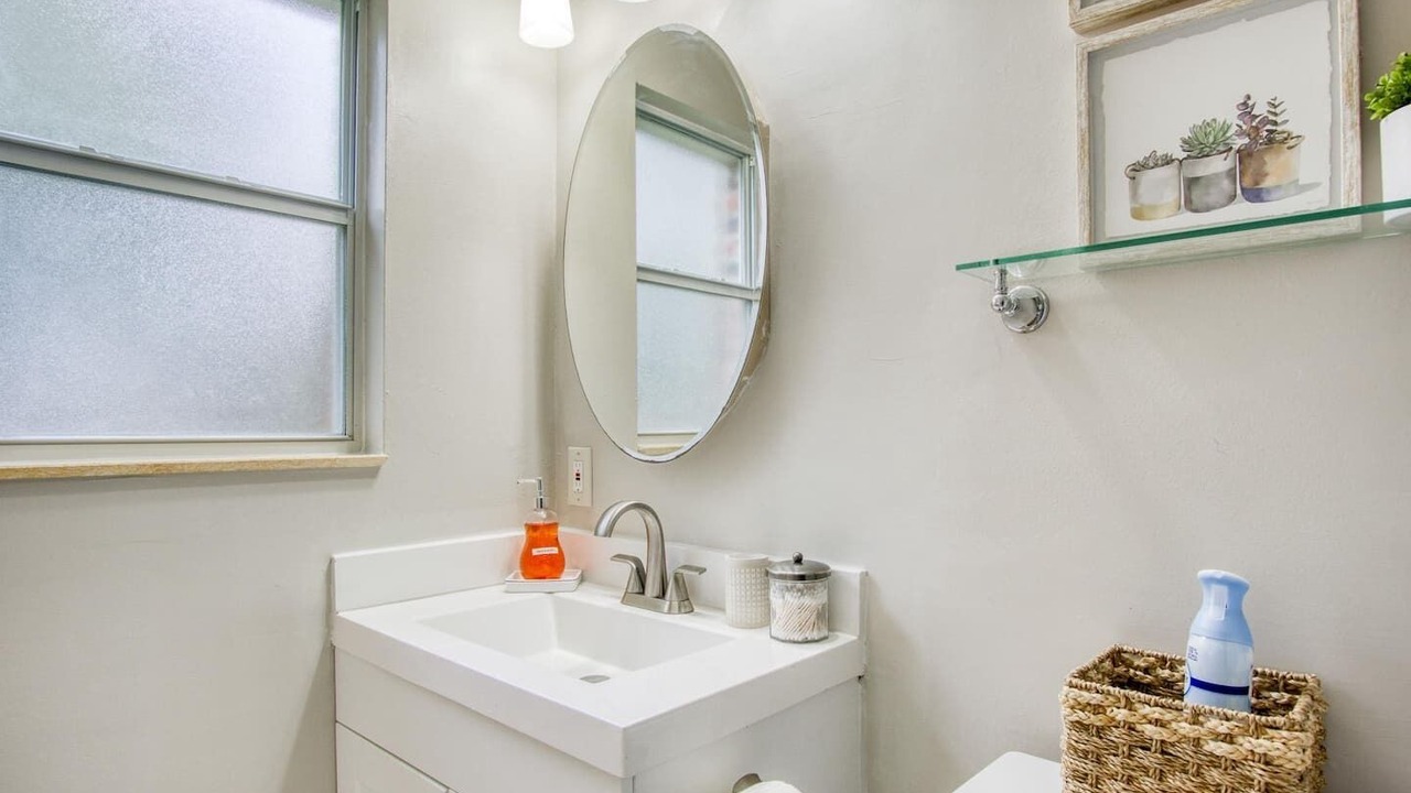 Photo of Bathroom in Southpoint
