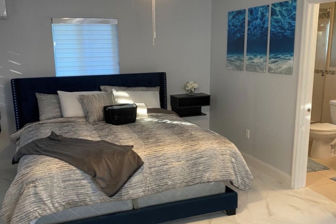 Photo of Bedroom in Miami Gardens