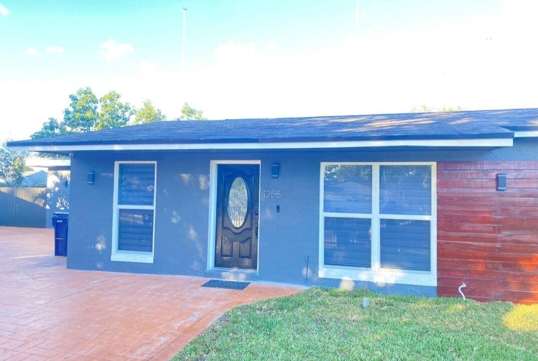 Photo of Outdoor in Miami Gardens