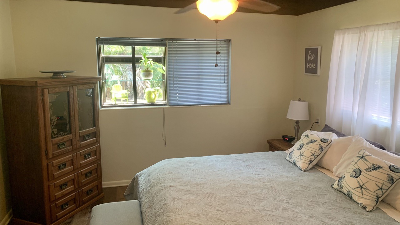 Photo of Bedroom in Inglis