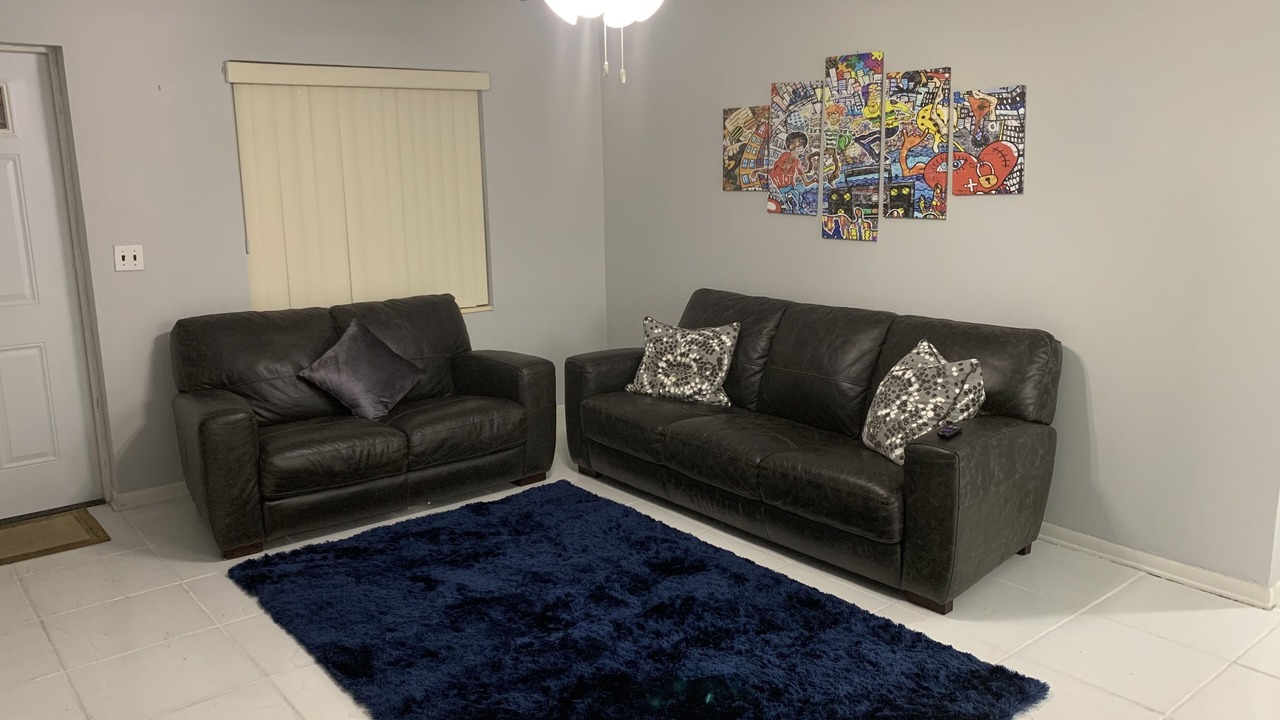 Photo of Livingroom in Riviera Beach