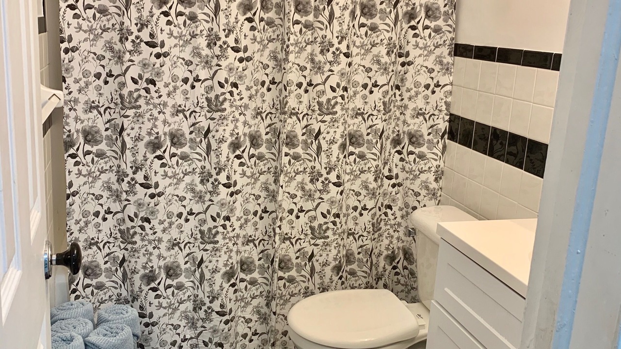 Photo of Bathroom in Riviera Beach