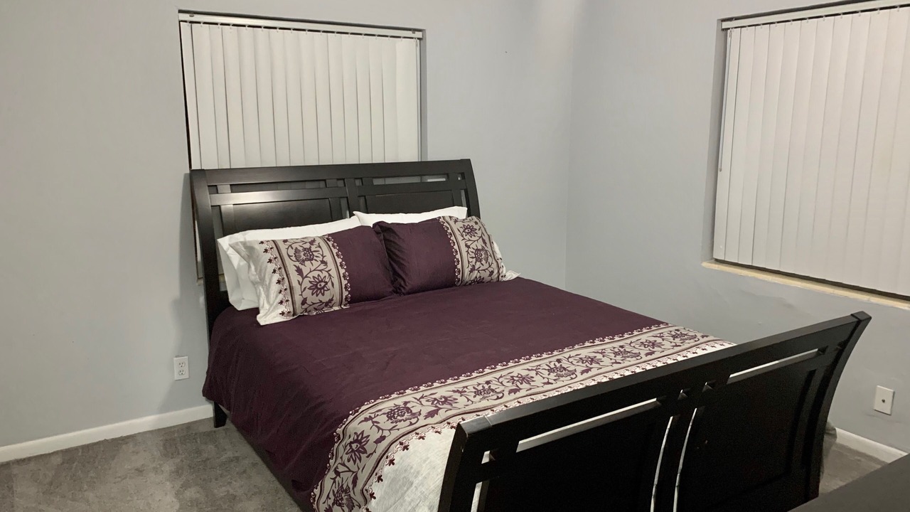 Photo of Bedroom in Riviera Beach