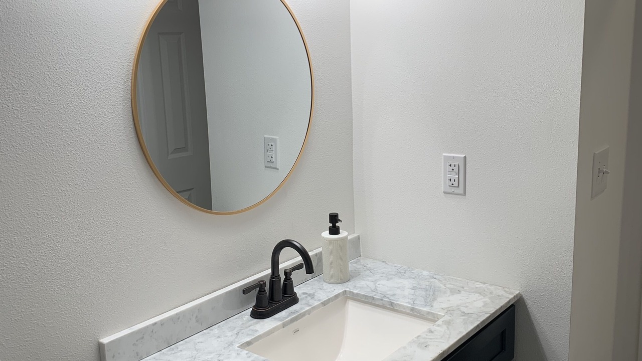 Photo of Bathroom in Myrtle Grove