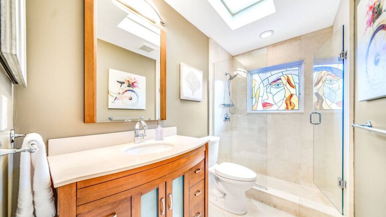 Photo of Bathroom in Cypress Lakes