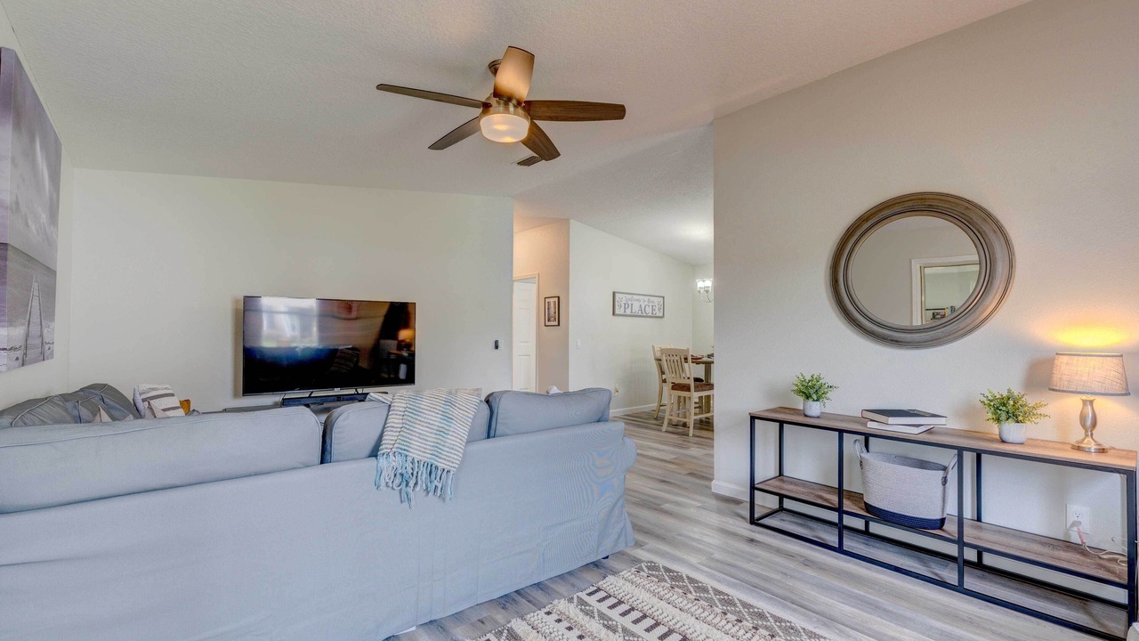 Photo of Bedroom in Del Mar