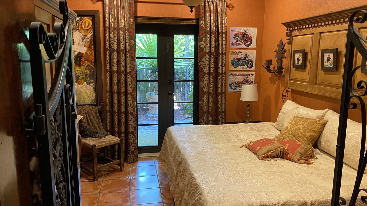 Photo of Bedroom in Coral Way