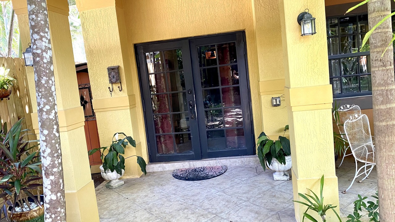 Photo of Outdoor in Coral Way