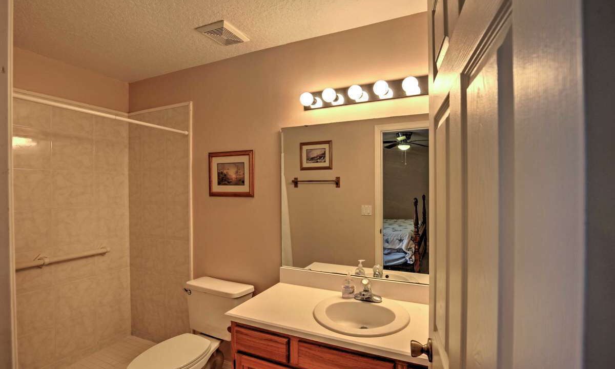 Photo of Bathroom in Holly Hill