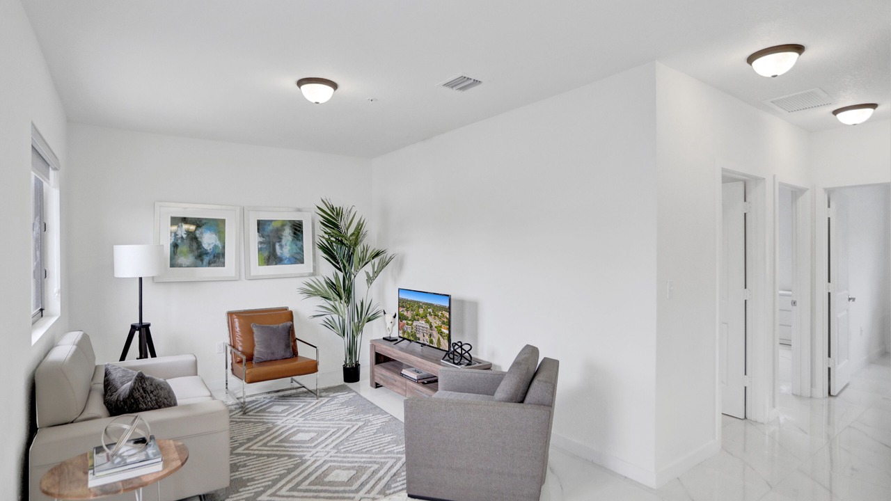 Photo of Livingroom in Allapattah