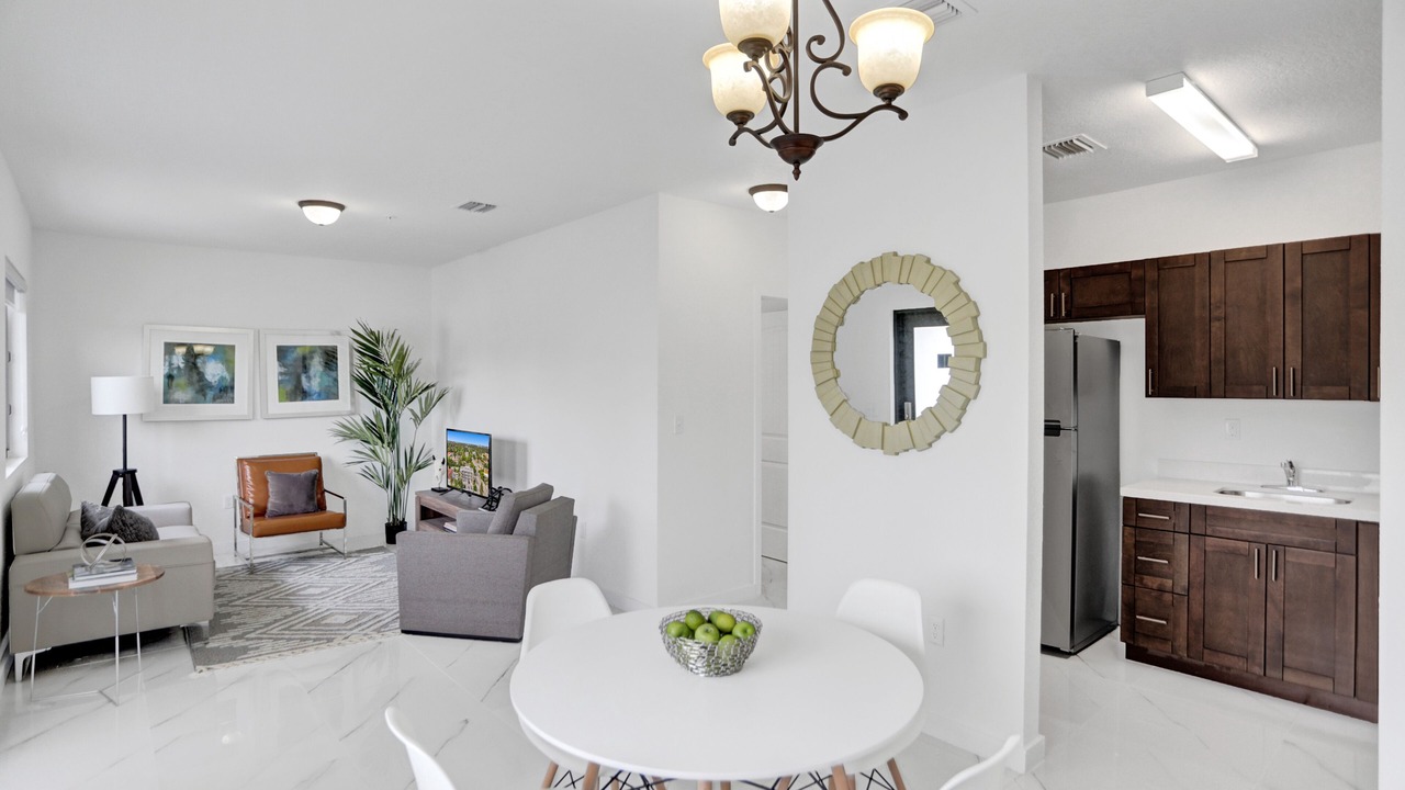 Photo of Livingroom in Allapattah