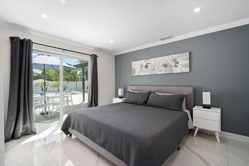 Photo of Bedroom in Naples Park