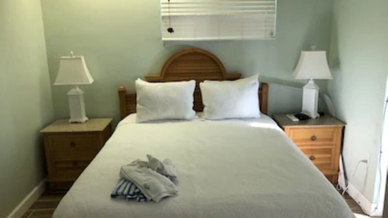 Photo of Bedroom in Laguna Shores