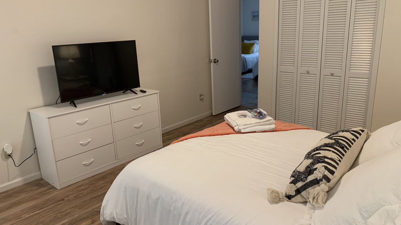Photo of Bedroom in Golden Glades - The Woods