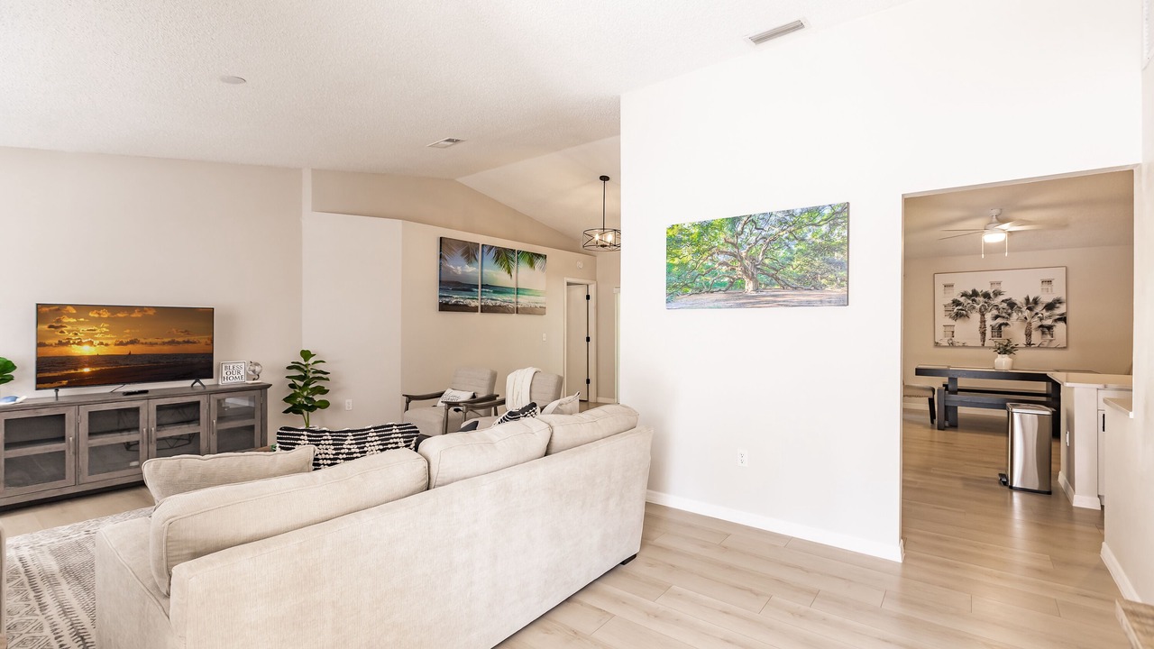 Photo of Livingroom in Fruitville