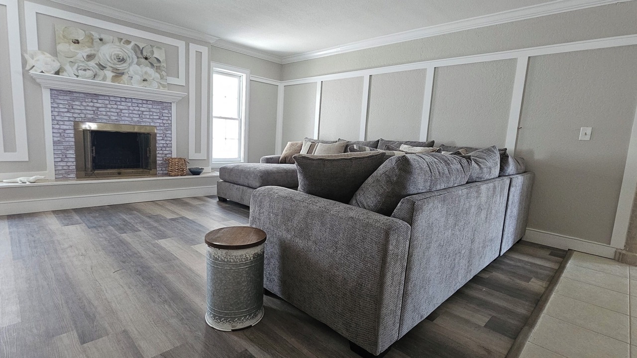 Photo of Livingroom in Spring Hill
