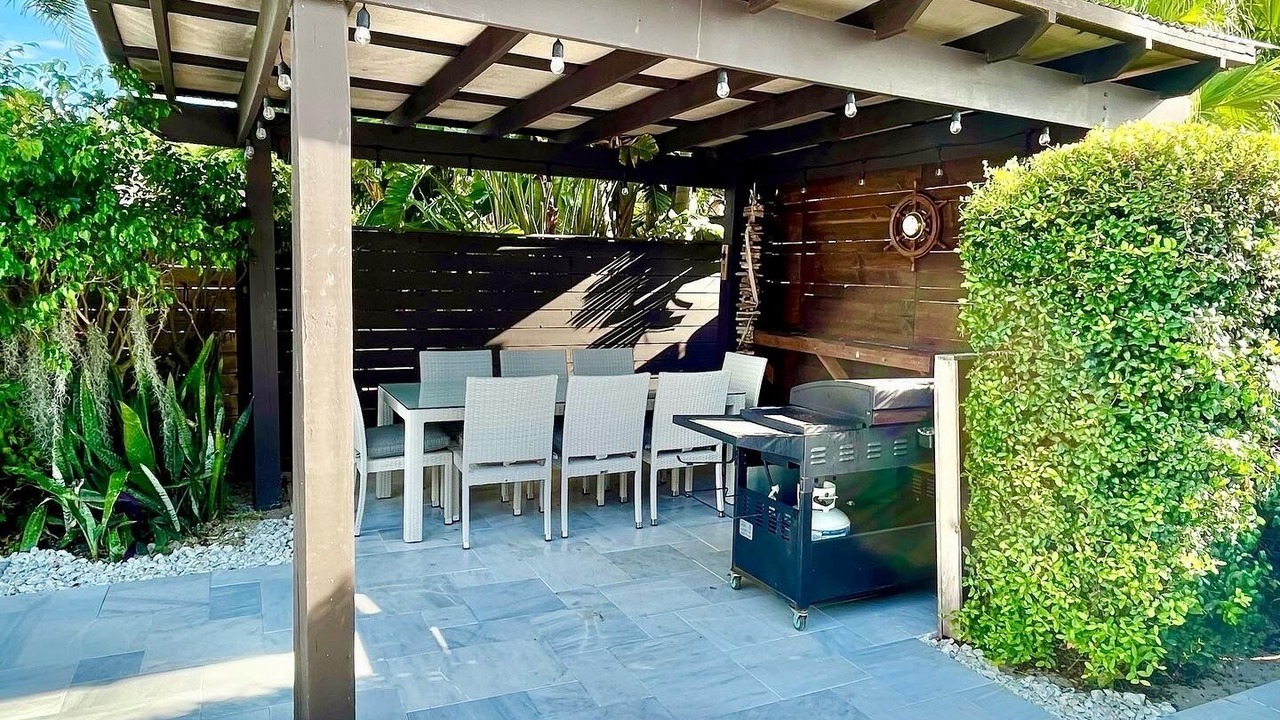 Photo of Outdoor in Lighthouse Point