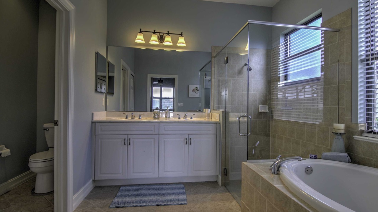 Photo of Bathroom in Gateway