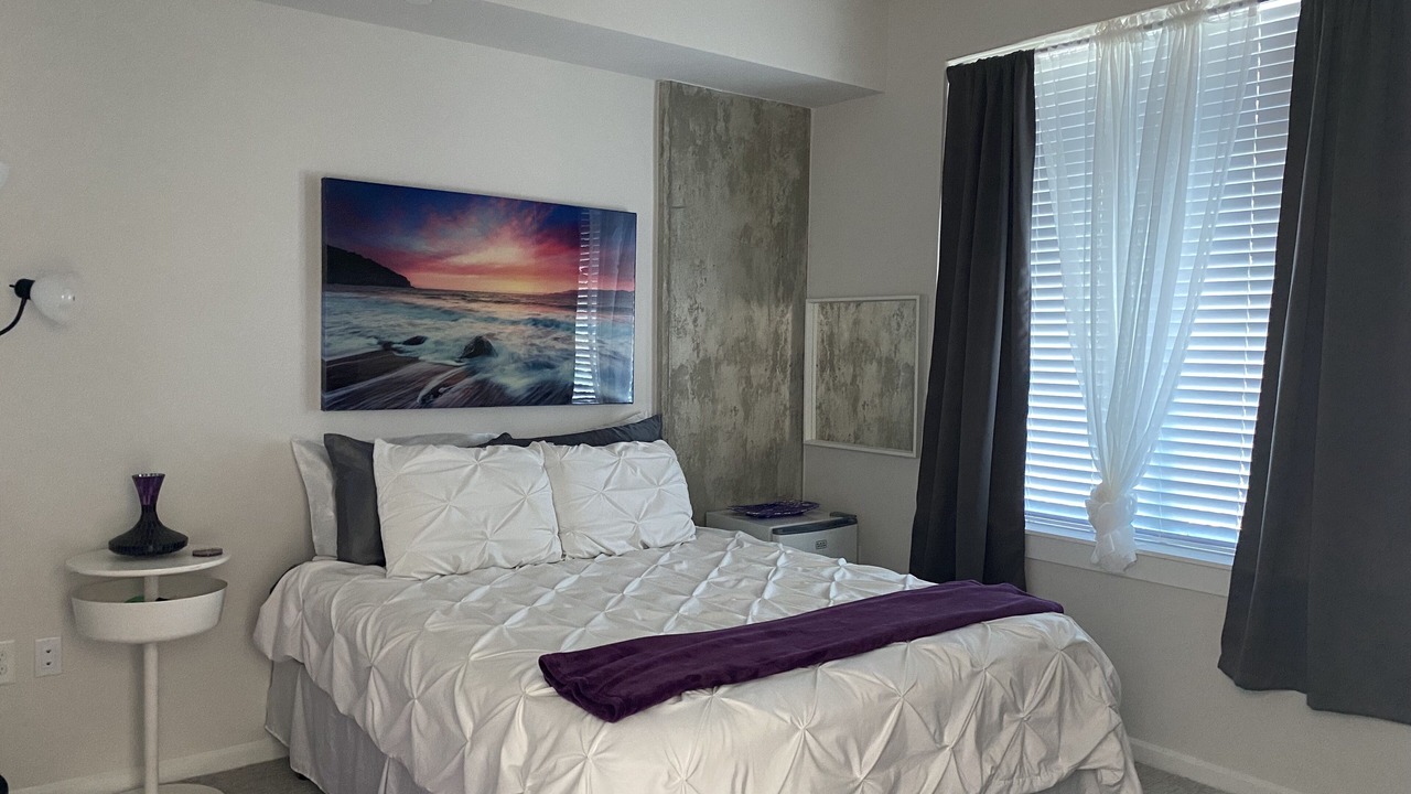 Photo of Bedroom in Lake Dot