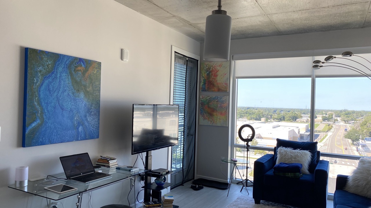 Photo of Livingroom in Lake Dot
