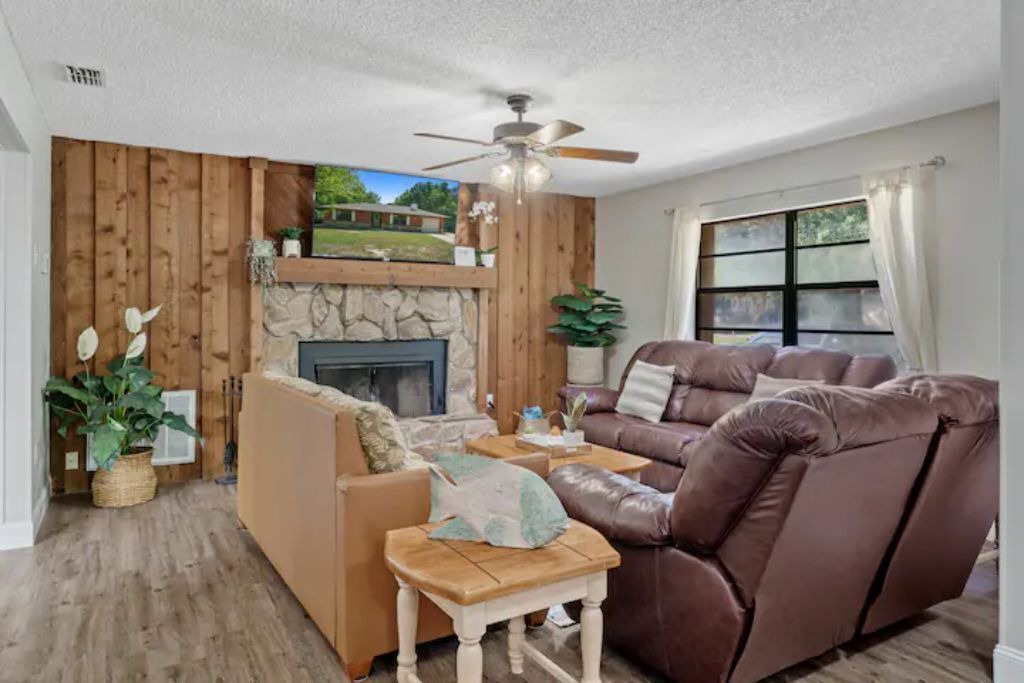 Photo of Livingroom in Crystal River