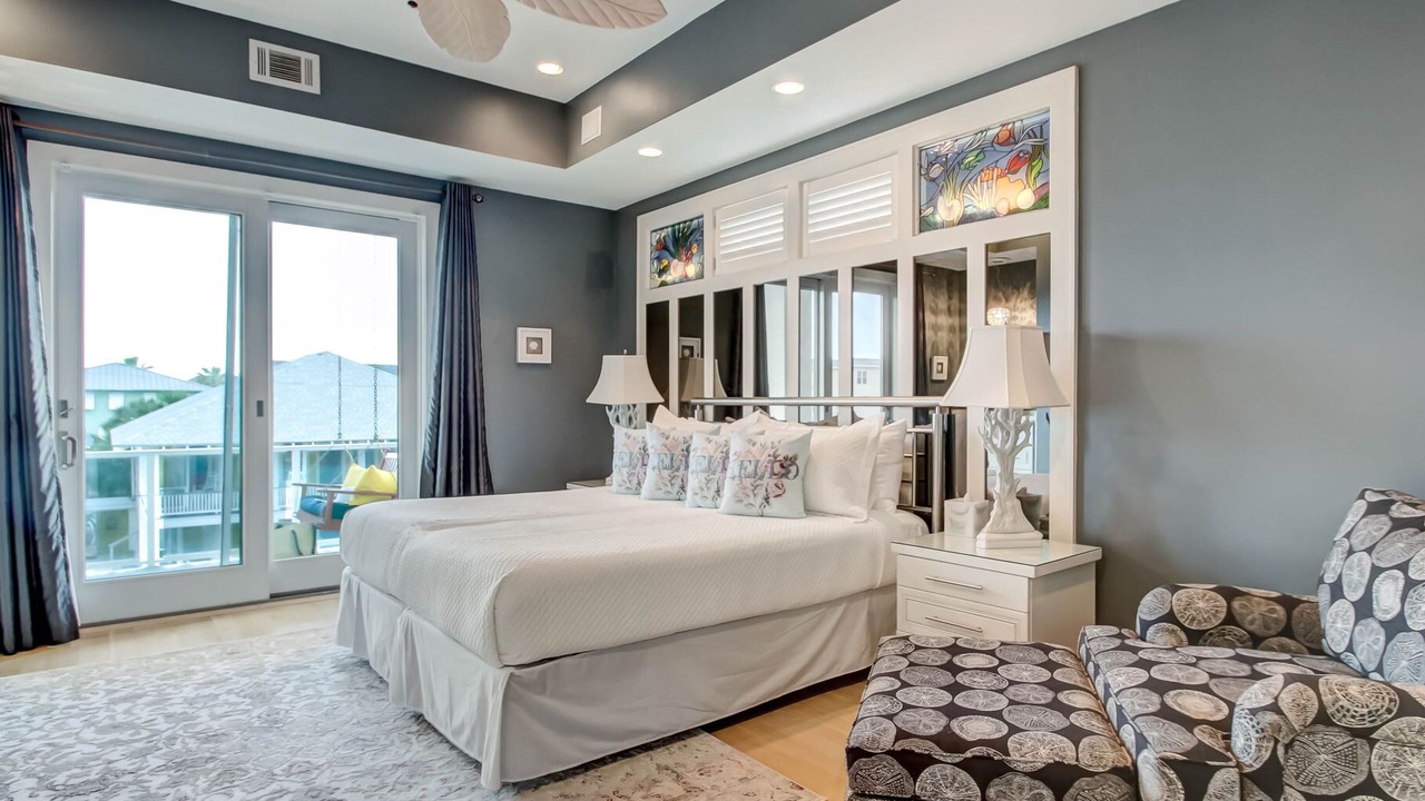 Photo of Bedroom in Tybee Island
