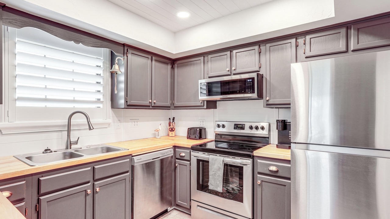 Photo of Kitchen in Suwannee