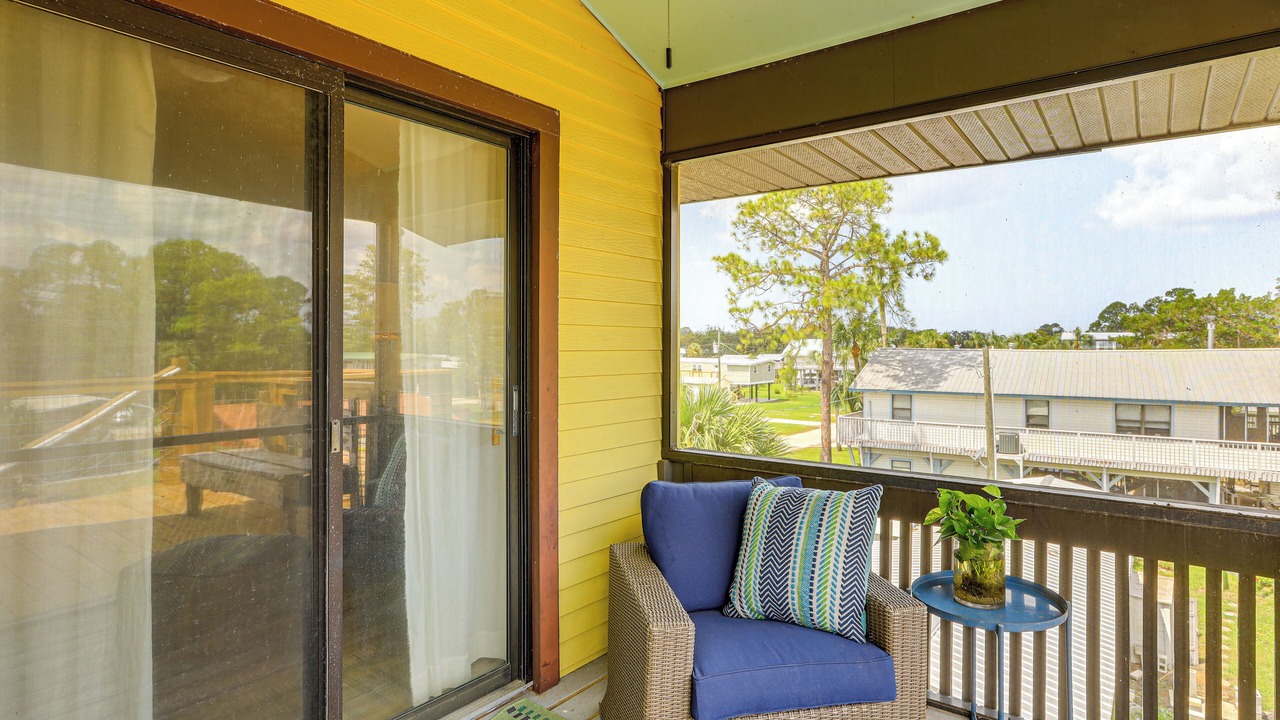 Photo of Patio Balcony in Suwannee