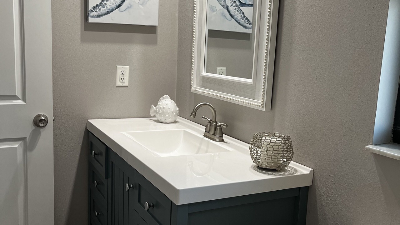 Photo of Bathroom in Edgewater