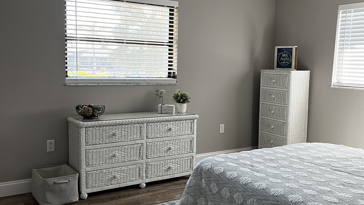 Photo of Bedroom in Edgewater