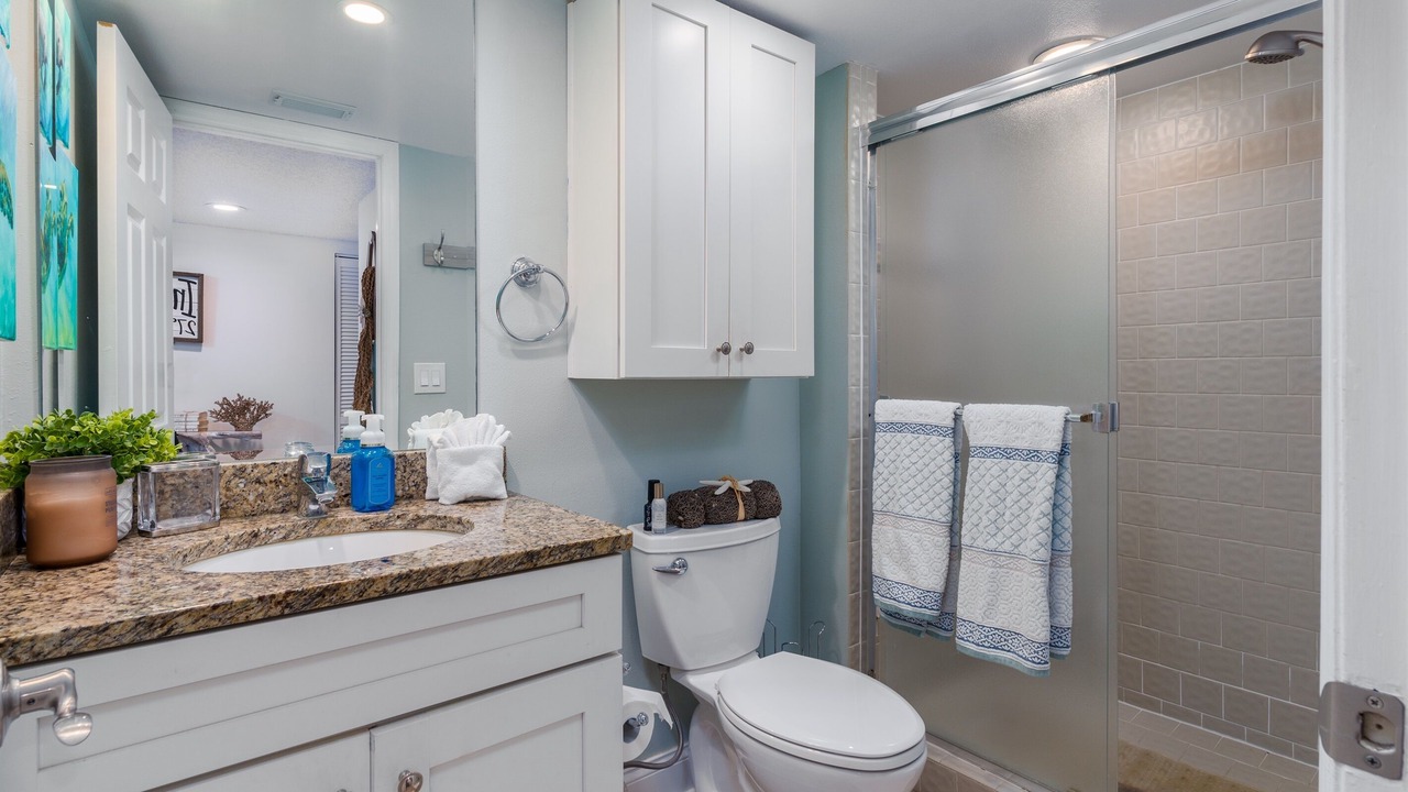 Photo of Bathroom in Independence Square