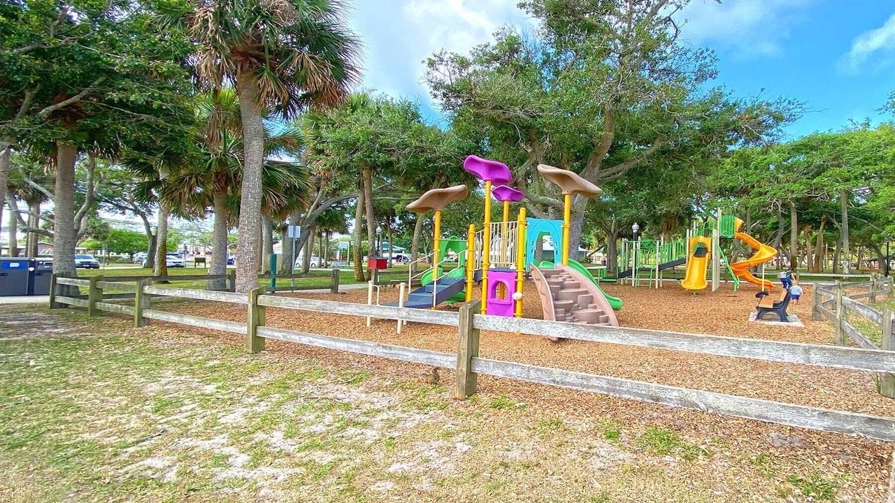 Photo of Others in Sebastian Highlands