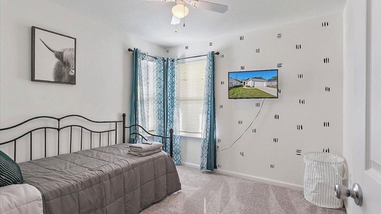 Photo of Bedroom in Biscayne