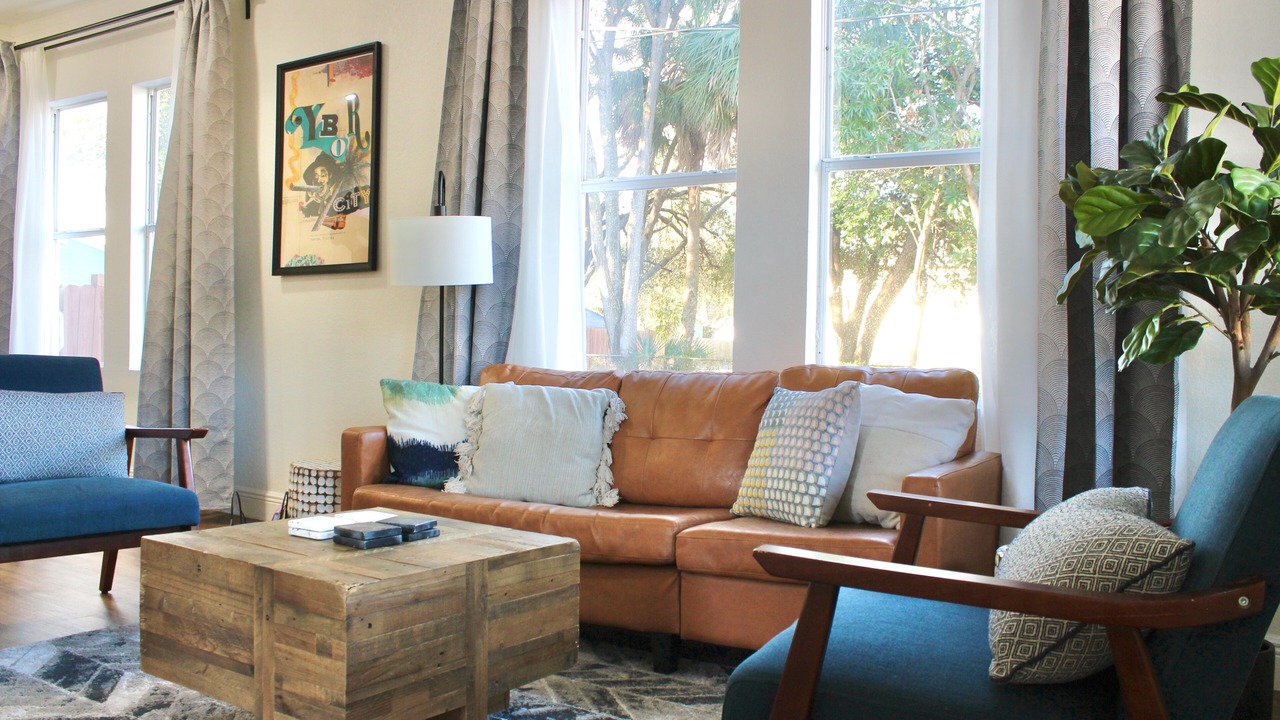 Photo of Livingroom in Ybor City
