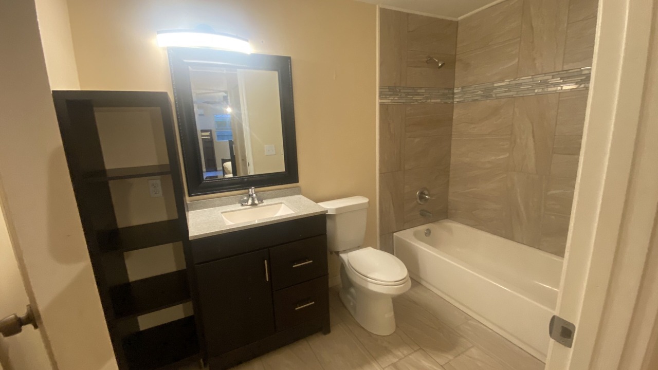 Photo of Bathroom in Horton Shores