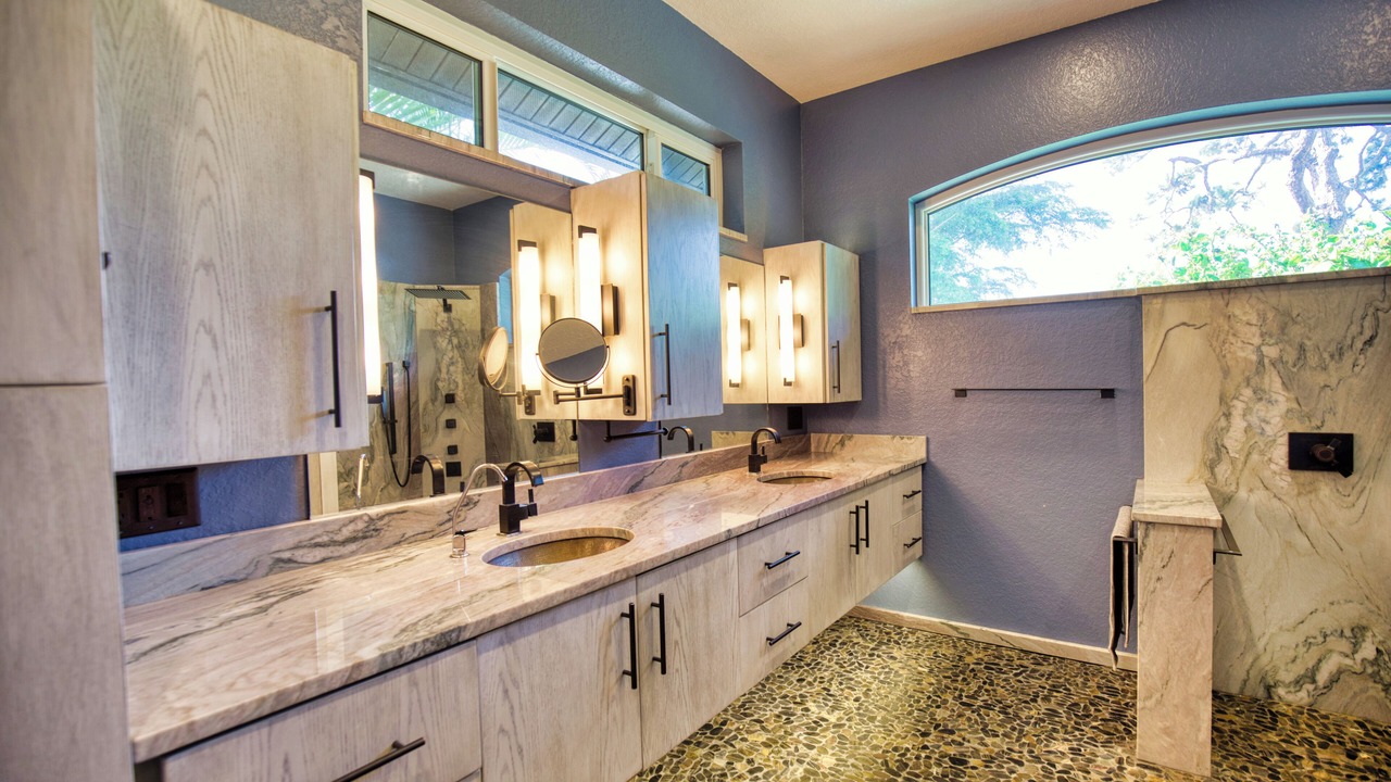 Photo of Bathroom in Laurel