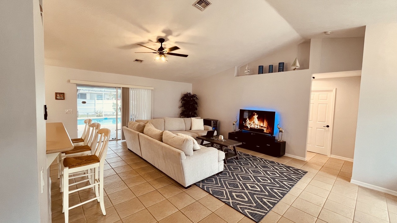 Photo of Livingroom in North Port