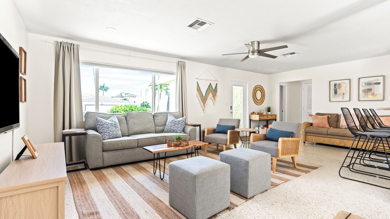 Photo of Livingroom in Singer Island