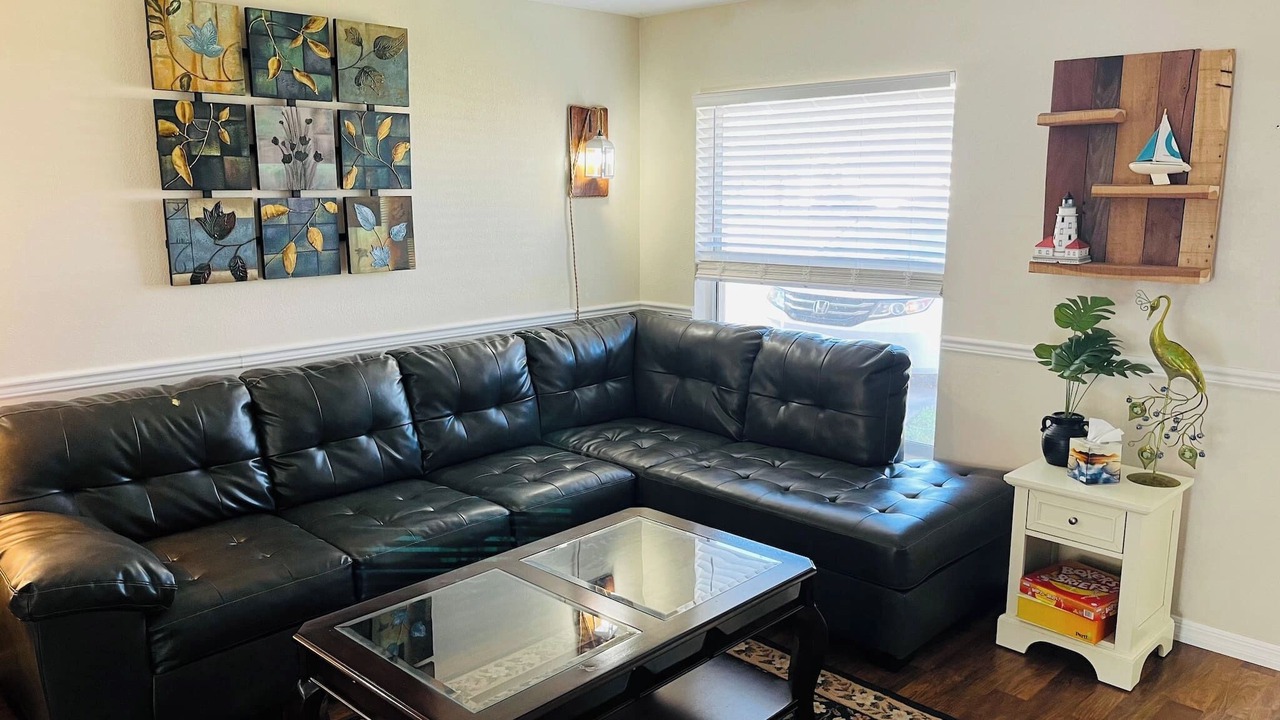 Photo of Livingroom in Port Saint John