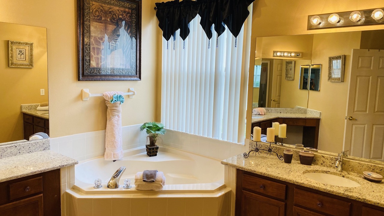 Photo of Bathroom in Calabay Parc