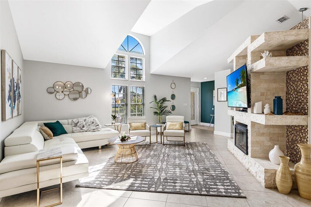 Photo of Livingroom in Pelican