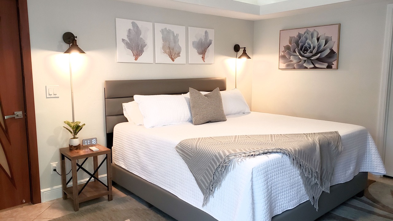 Photo of Bedroom in Pelican