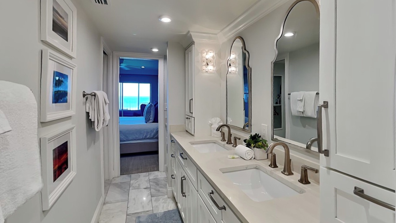 Photo of Bathroom in Sawgrass