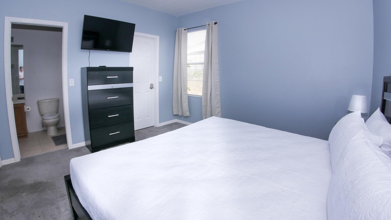 Photo of Bedroom in Sunset Ridge