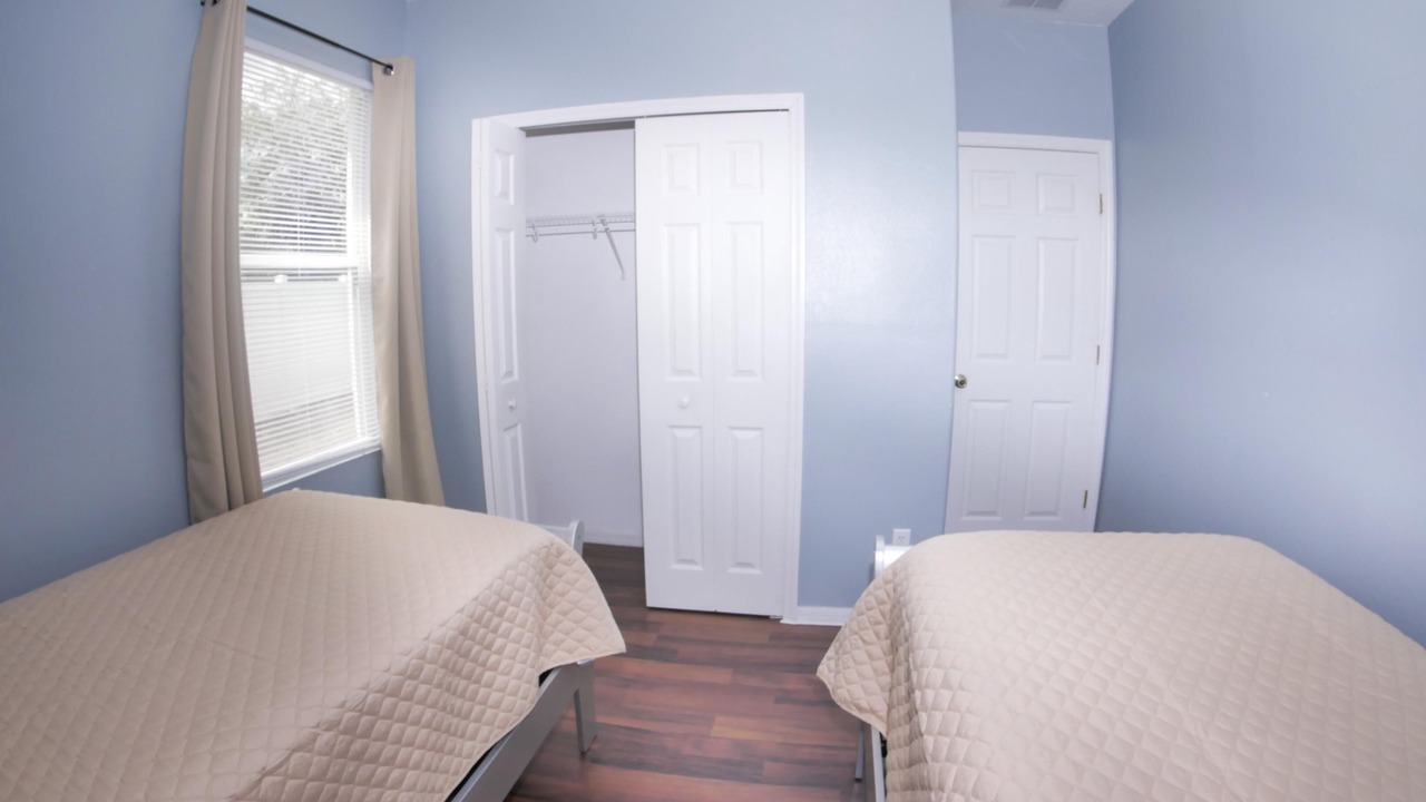 Photo of Bedroom in Sunset Ridge
