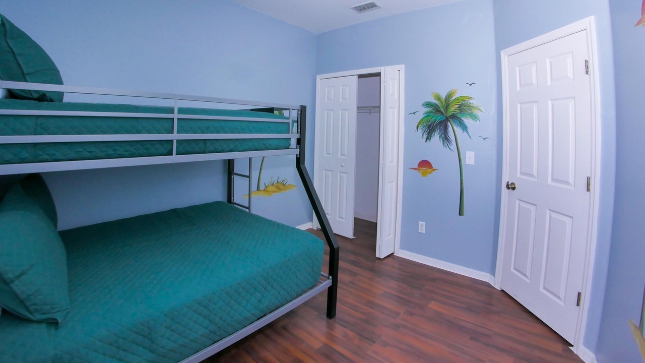 Photo of Bedroom in Sunset Ridge
