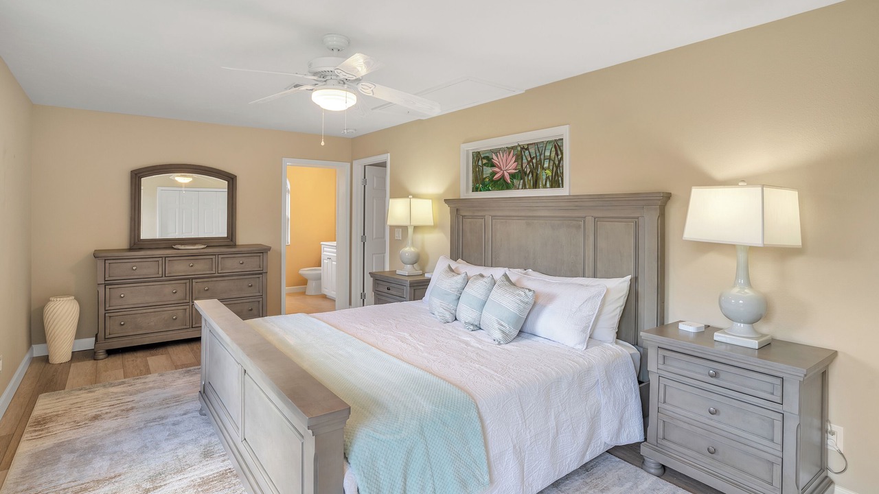 Photo of Bedroom in Sorrento Shores