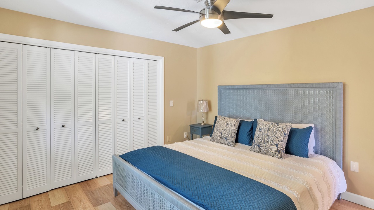 Photo of Bedroom in Sorrento Shores