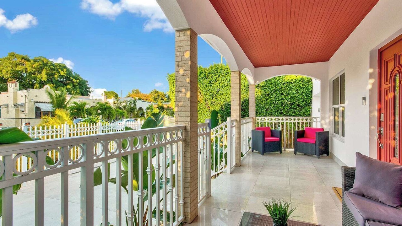 Photo of Patio Balcony in East Little Havana